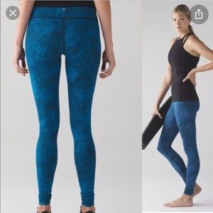 Lululemon Align blue and black speckled leggings